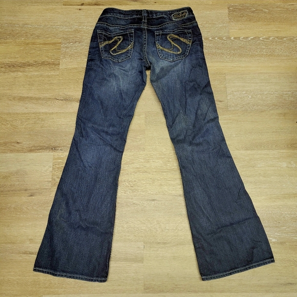 Silver Jeans Frances Distressed Boot Cut Jeans - Picture 2 of 12